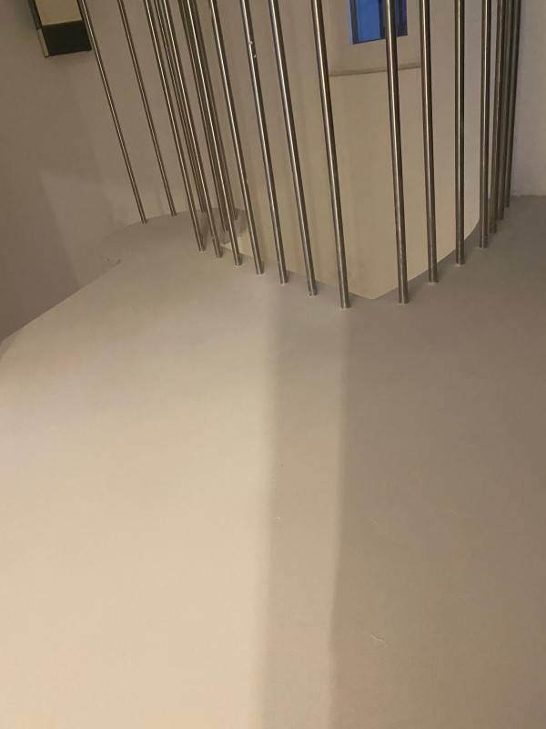 escalier en béton ciré